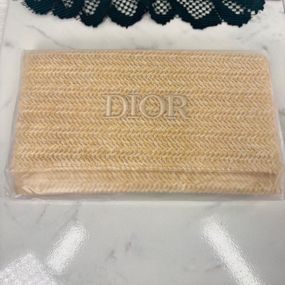 Christian Dior Beauty GWP Beach Bridal Straw Raffia Woven Pouch Bag Pearl Strap